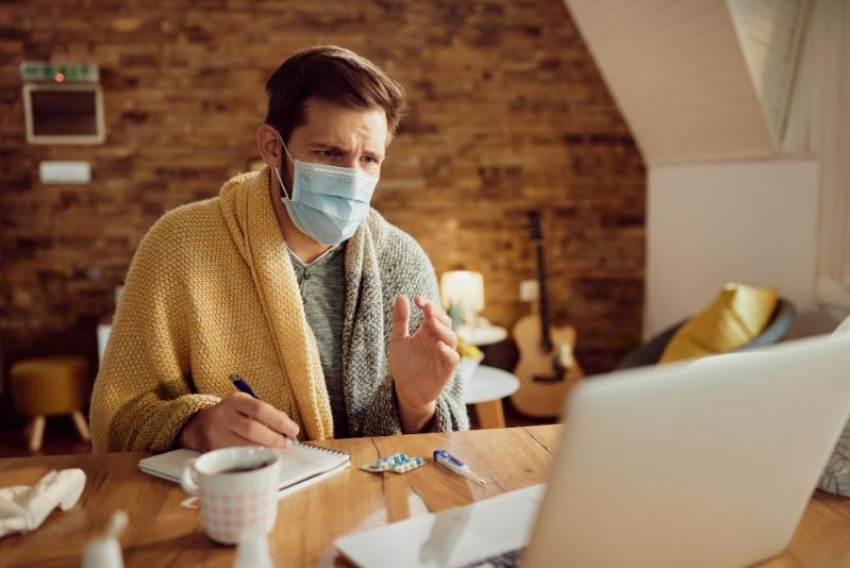 Некогда хворать: больничный у россиян может стать официально рабочим