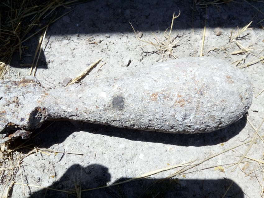На глубине один метр найдена авиационная бомба в Новороссийске