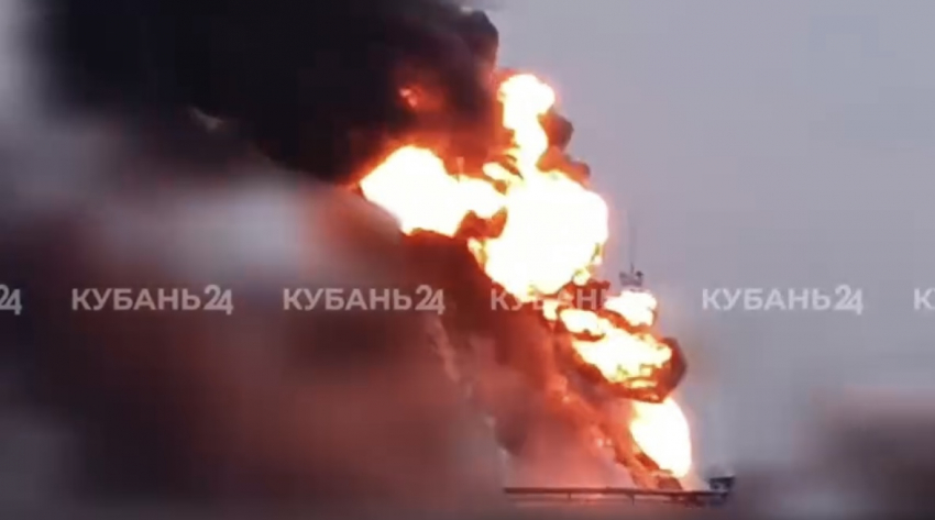 Ответ на переговоры? В Краснодарском крае загорелась нефтебаза после атаки БПЛА