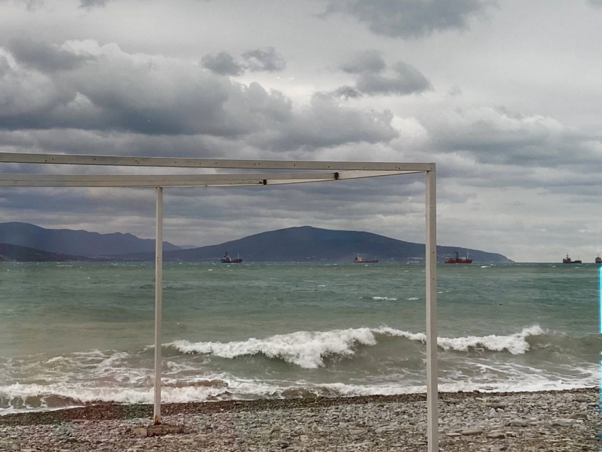 Погода в Новороссийске: мороз и сильный ветер 