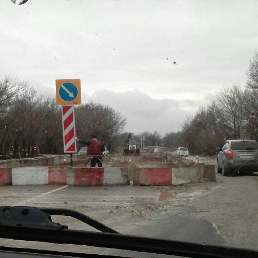 Недостроенную дорогу под Новороссийском бросили на произвол судьбы