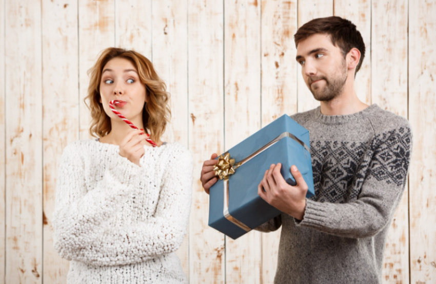 Дни тюльпанов и носков: новороссийцев ждет короткая рабочая неделя