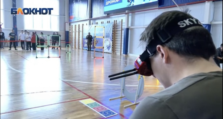 Будущее наступило: в Новороссийске прошел первый городской Чемпионат по гонке дронов, выставки и реконструкции от «Союза патриотов»