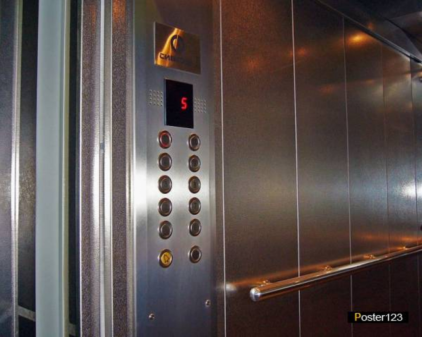 - На лифтах экономить не будем! – обещает новый застройщик бывшим дольщикам КЖС