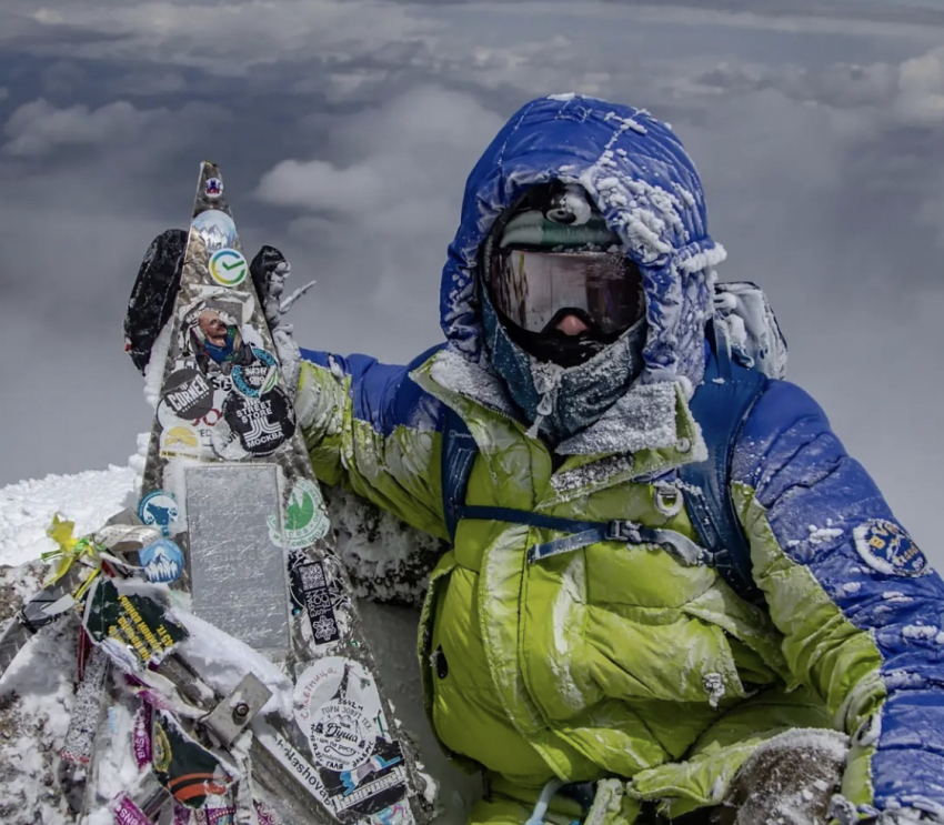 «Я поехала спускать трупы»: альпинистка рассказала «Блокноту» о спасательной операции на Эльбрусе 