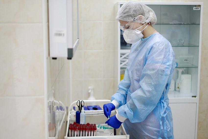 Новороссийцы продолжают заболевать коронавирусом