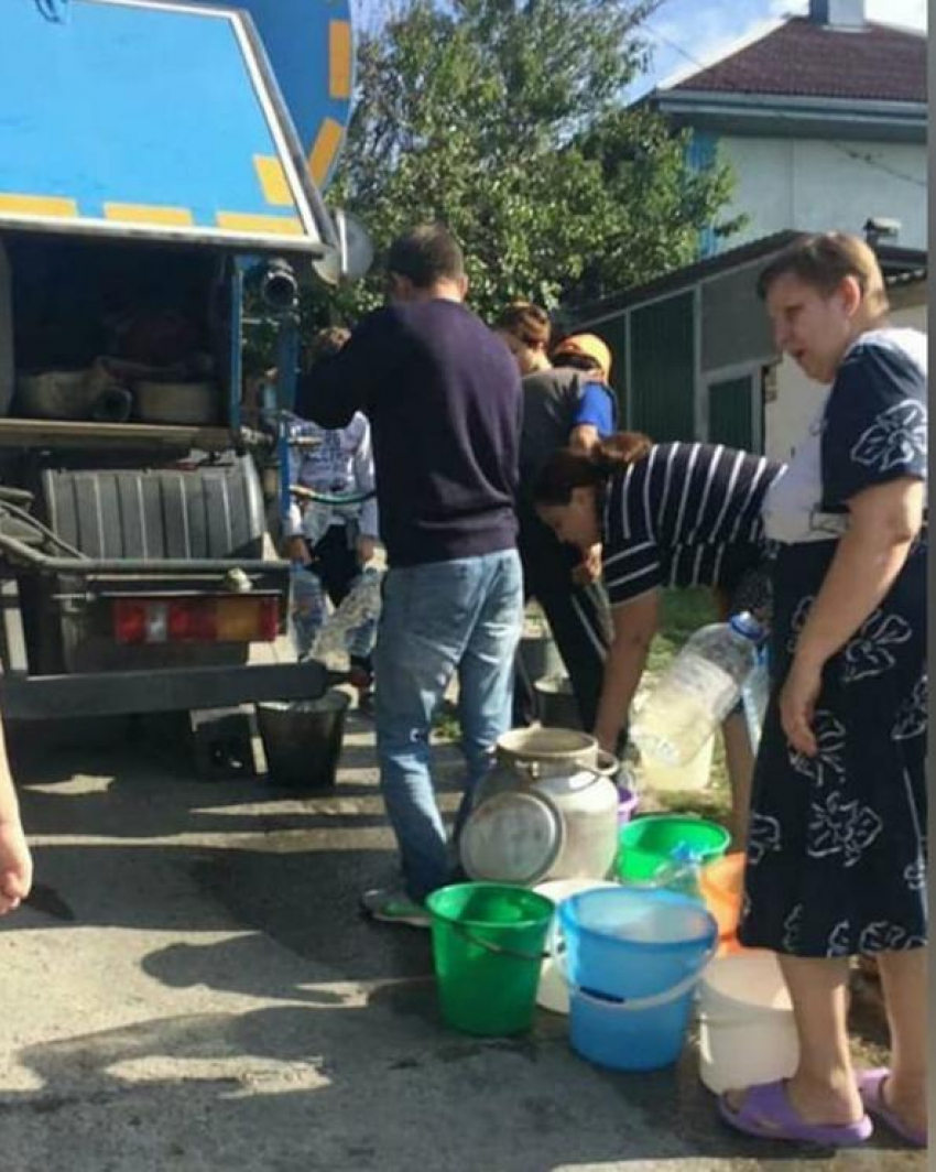 В выходные  дни 30 домов Новороссийска остались без воды