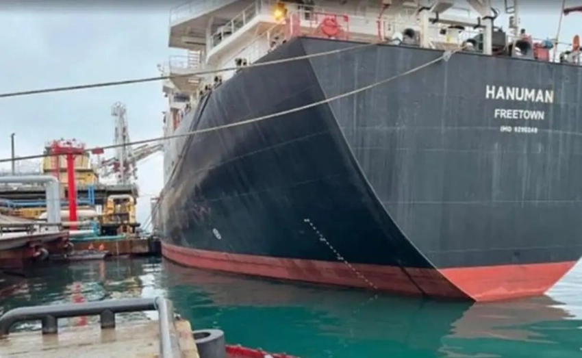 Иностранцы отказались платить: суд запретил выход Hanuman из порта Новороссийска