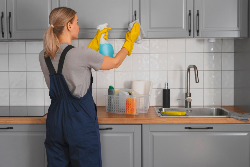 Скрытые грязные места на кухне новороссийцев: предупреждение от Роскачества 