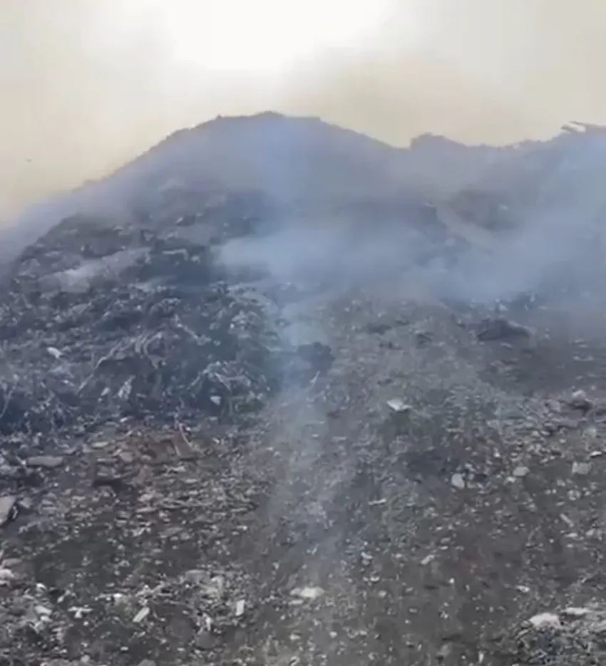 Чем дышат горожане: тлеющая свалка в Новороссийске продолжает источать зловоние