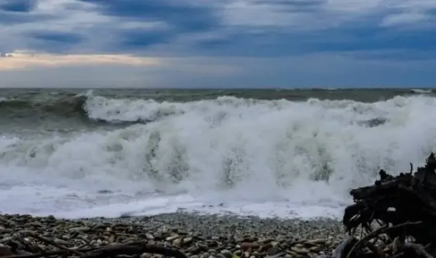 Шестиметровые волны обрушатся на Новороссийск 19 февраля