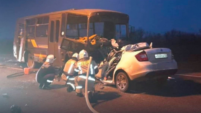 Автобус с призывниками попал в ДТП на Кубани 
