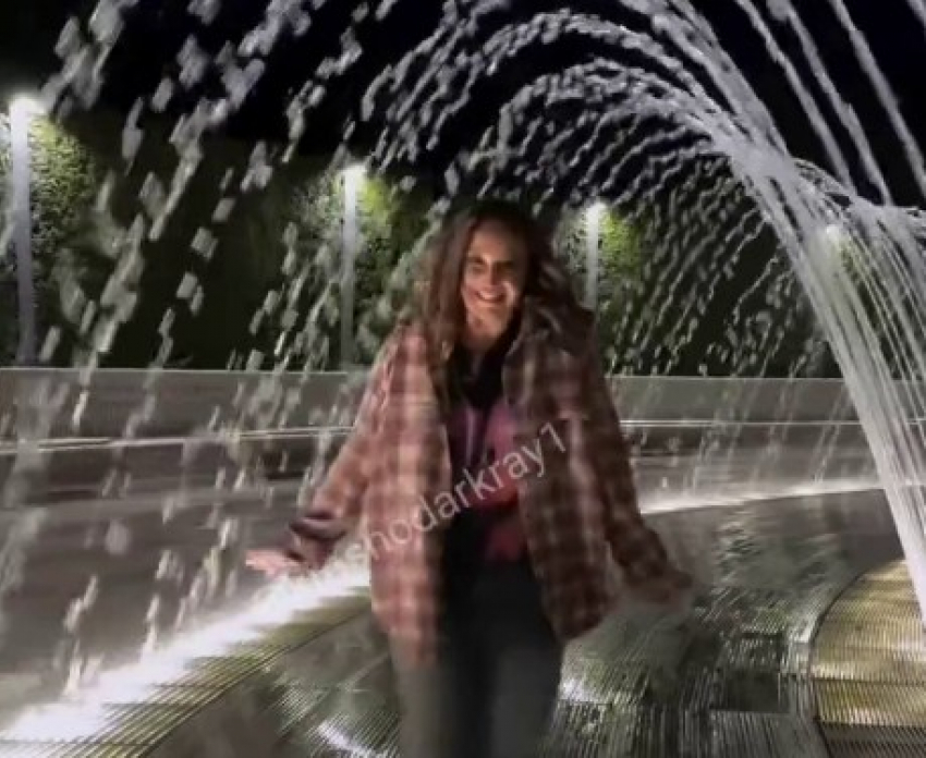 «Там вода!»: Ольга Бузова пришла в восторг от парка Галицкого в Краснодаре