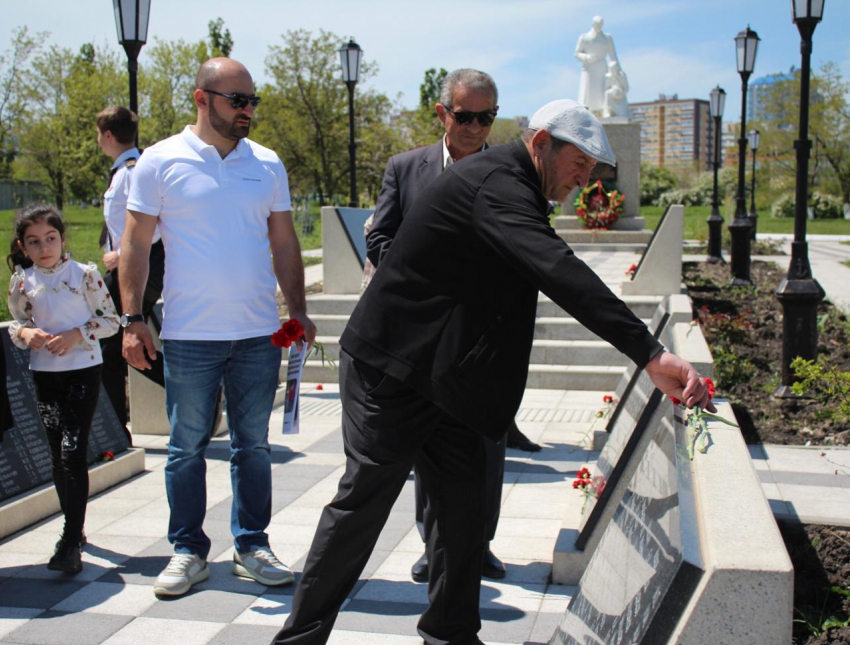 Помним и гордимся: как в Ушаковке почтили память героев-малоземельцев 