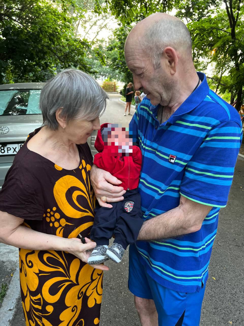 Жители Новороссийска победили болезни и растят защитника Родины 