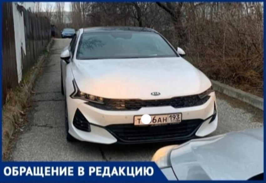 "Товарищ явно не знает ПДД": жительница Новороссийска рассказала о «принципиальном» водителе