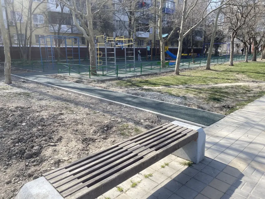 Новороссийцам много не надо: площадку на ул. Видова, обещанную губернатору, сделали
