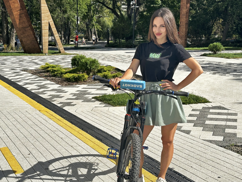 Велосипедисты и «электросамокатчики» в парке Фрунзе: мешают ли они новороссийцам