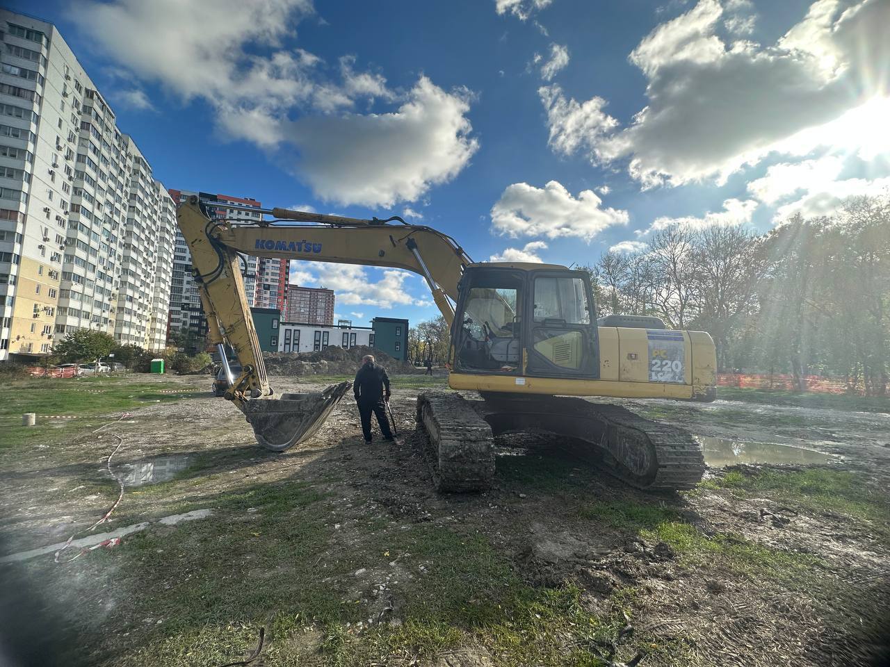 Вырыли котлованы и закопали всё обратно», - быть ли новой поликлинике в  Новороссийске